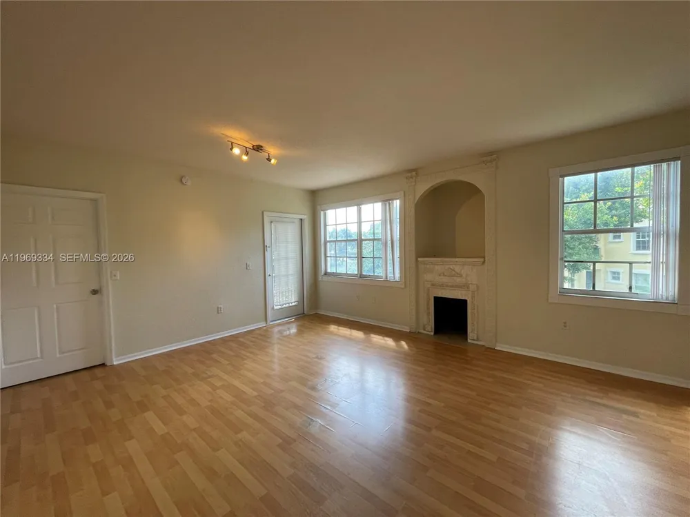 2305 Belmont Ln #2305 North Lauderdale, FL 33068