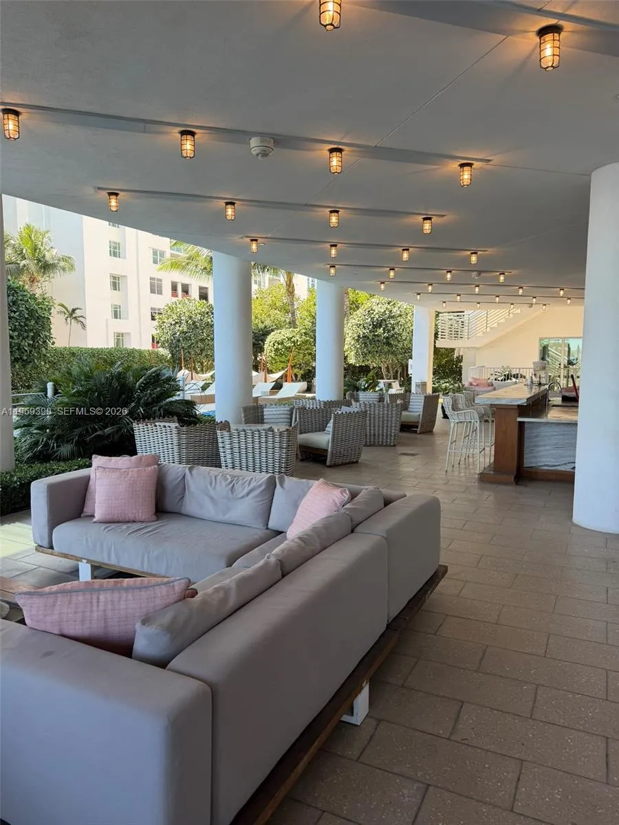 2900 NE 7th Ave #1205 Miami, FL 33137