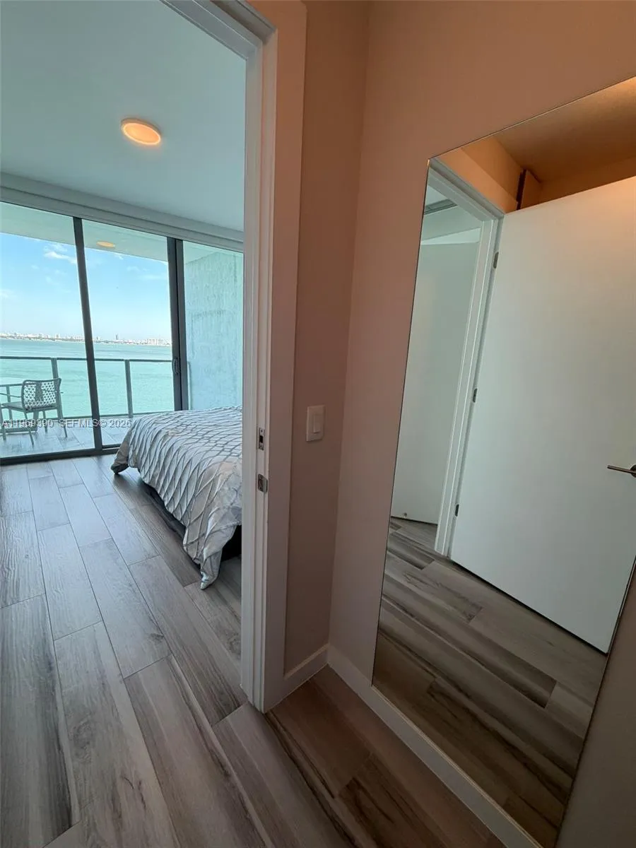 2900 NE 7th Ave #1205 Miami, FL 33137
