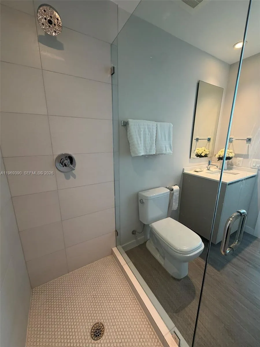 2900 NE 7th Ave #1205 Miami, FL 33137