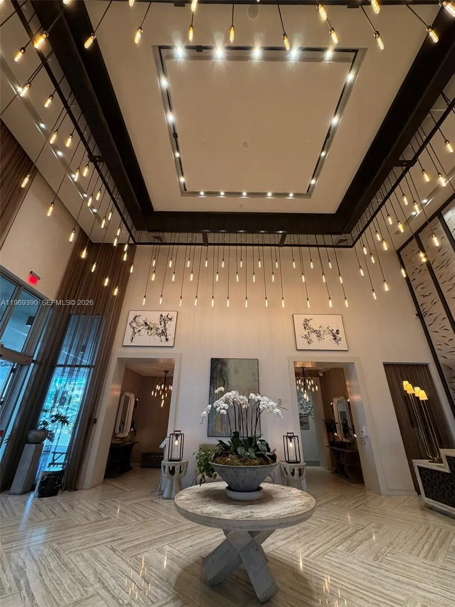 2900 NE 7th Ave #1205 Miami, FL 33137
