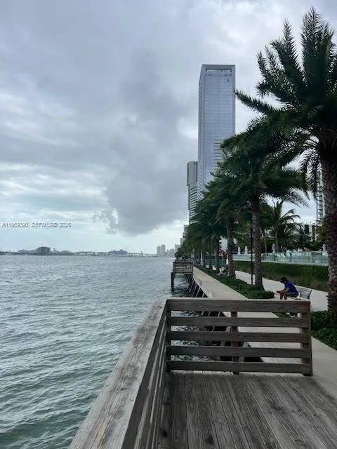 2900 NE 7th Ave #1205 Miami, FL 33137