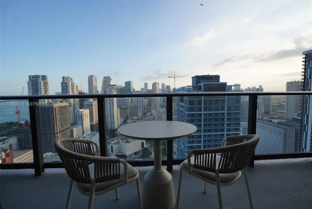 601 NE 1st Ave #3507 Miami, FL 33132