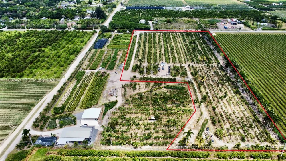 328 SW 202 Ave Homestead, FL 33034