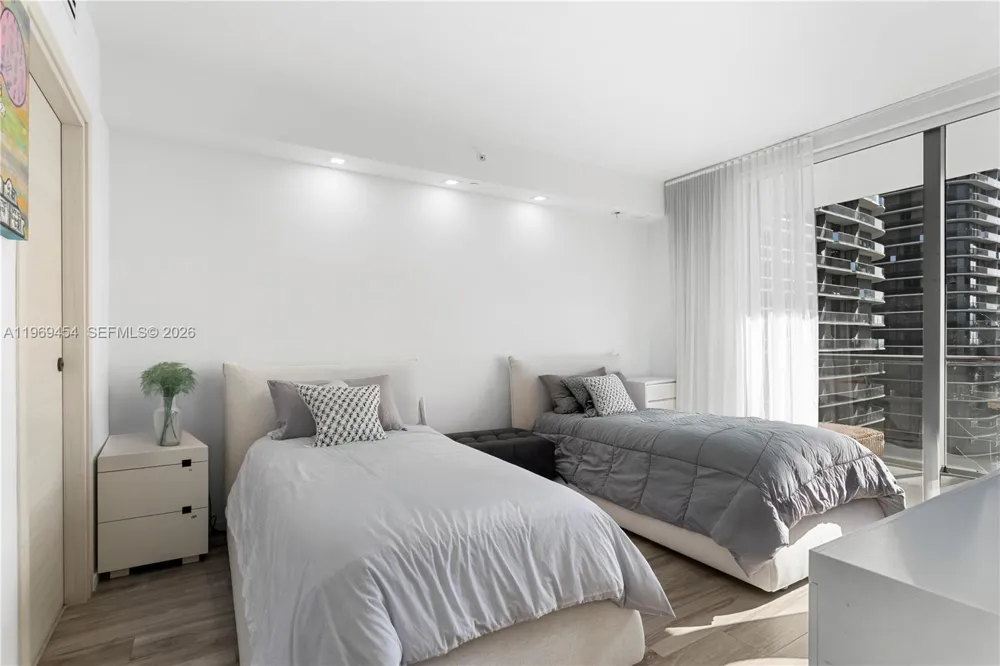801 S Miami Ave #3310 Miami, FL 33130