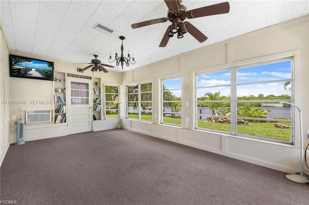 2030 Ft Denaud Rd La Belle, FL 33935