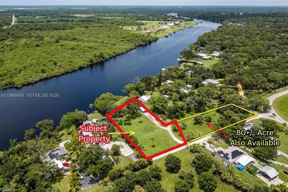 2030 Ft Denaud Rd La Belle, FL 33935