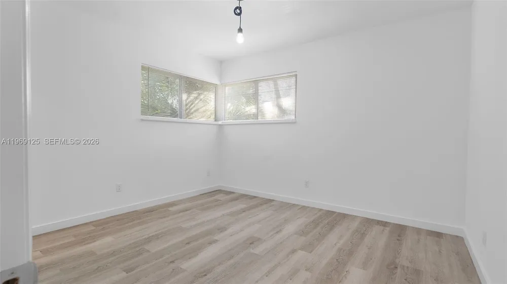 1561 Jefferson Avenue Miami Beach, FL 33139