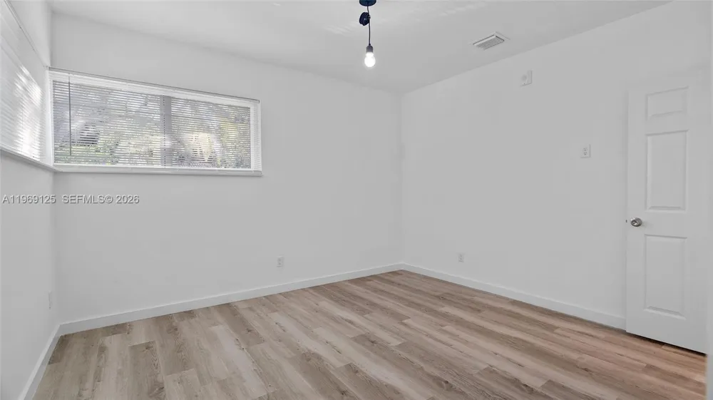 1561 Jefferson Avenue Miami Beach, FL 33139
