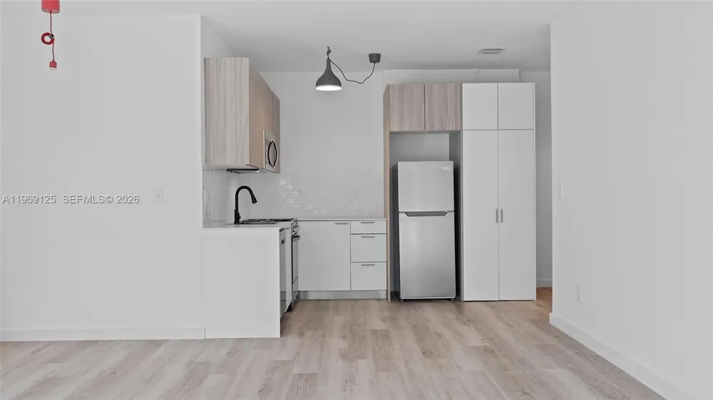 1561 Jefferson Avenue Miami Beach, FL 33139