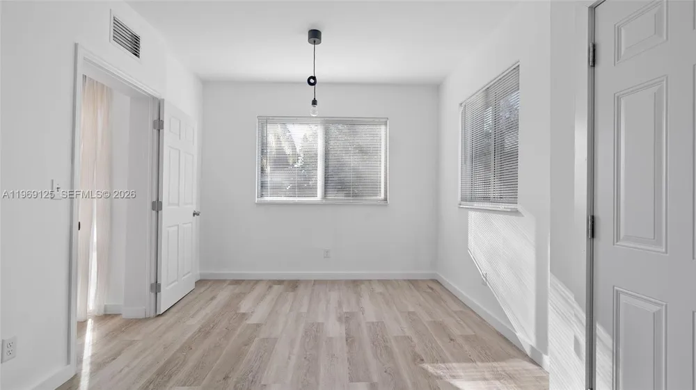 1561 Jefferson Avenue Miami Beach, FL 33139
