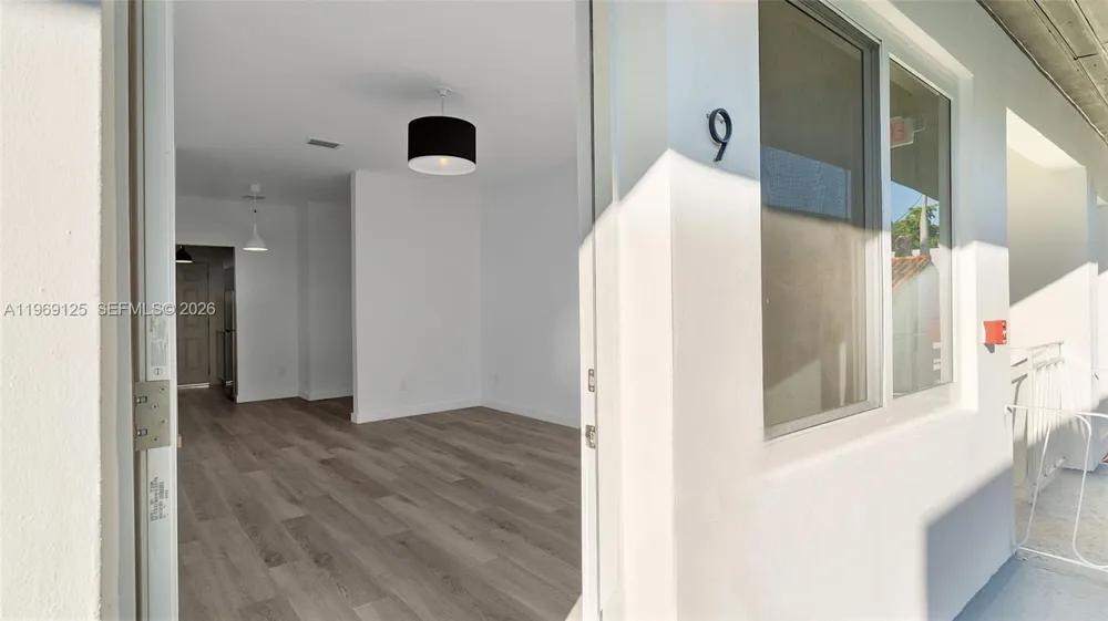 1561 Jefferson Avenue Miami Beach, FL 33139