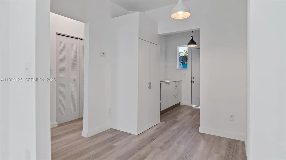 1561 Jefferson Avenue Miami Beach, FL 33139