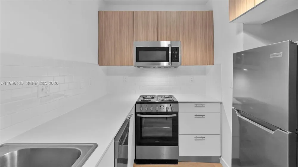 1561 Jefferson Avenue Miami Beach, FL 33139