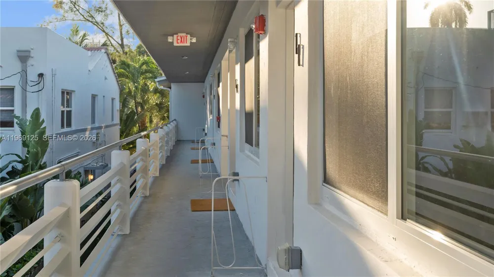 1561 Jefferson Avenue Miami Beach, FL 33139