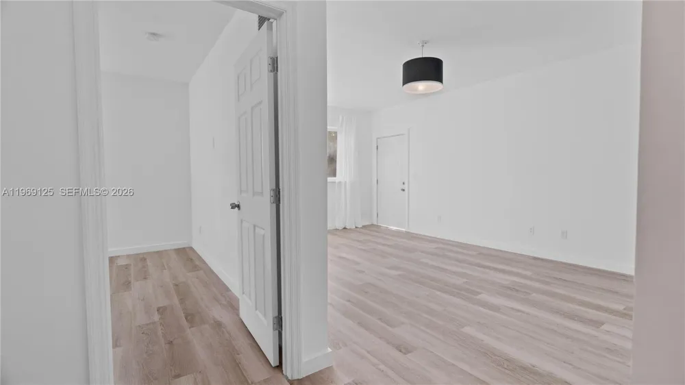 1561 Jefferson Avenue Miami Beach, FL 33139