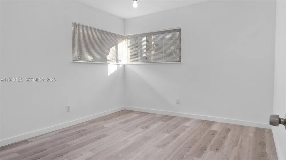1561 Jefferson Avenue Miami Beach, FL 33139