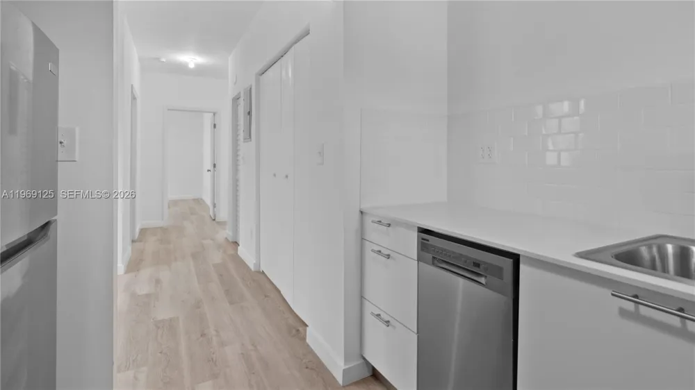 1561 Jefferson Avenue Miami Beach, FL 33139