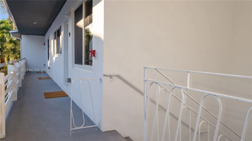 1561 Jefferson Avenue Miami Beach, FL 33139