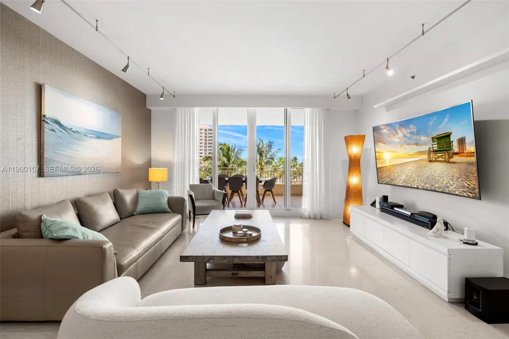 799 Crandon Blvd #605 Key Biscayne, FL 33149