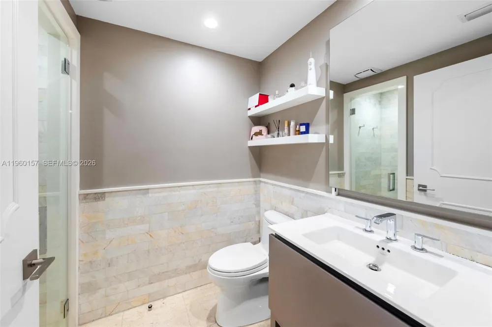 799 Crandon Blvd #605 Key Biscayne, FL 33149