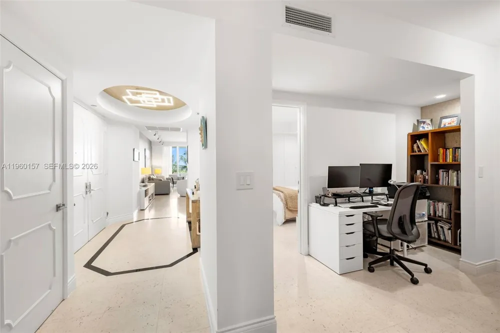 799 Crandon Blvd #605 Key Biscayne, FL 33149