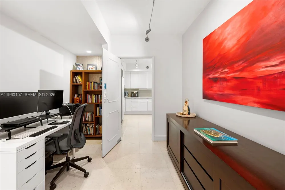 799 Crandon Blvd #605 Key Biscayne, FL 33149