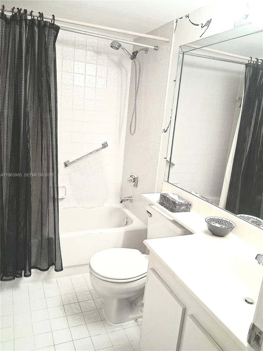 10456 NW 24th Pl #206 Sunrise, FL 33322