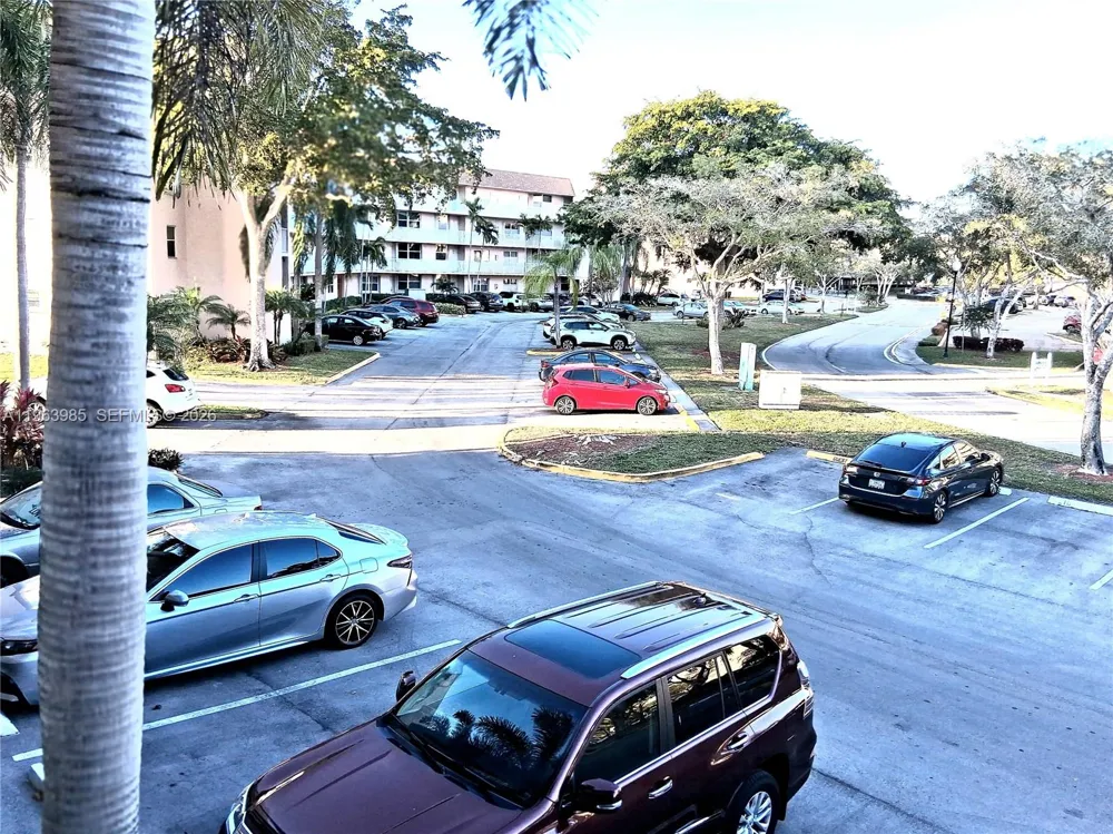 10456 NW 24th Pl #206 Sunrise, FL 33322