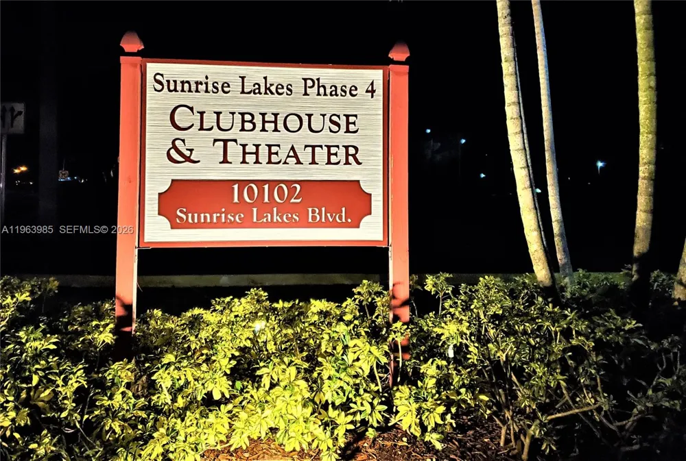 10456 NW 24th Pl #206 Sunrise, FL 33322
