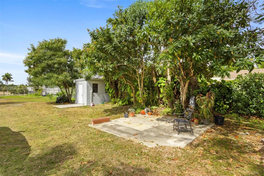 25900 SW 182nd Ave Homestead, FL 33031