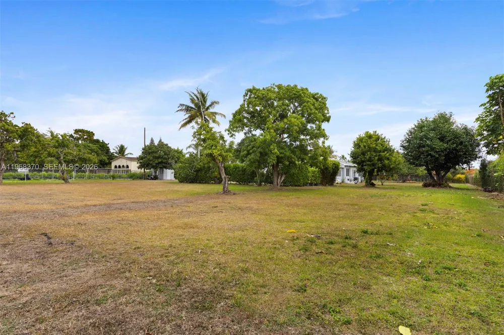 25900 SW 182nd Ave Homestead, FL 33031