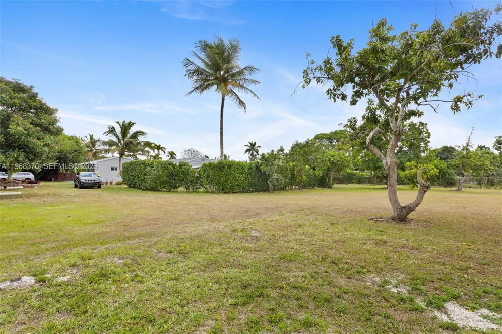 25900 SW 182nd Ave Homestead, FL 33031