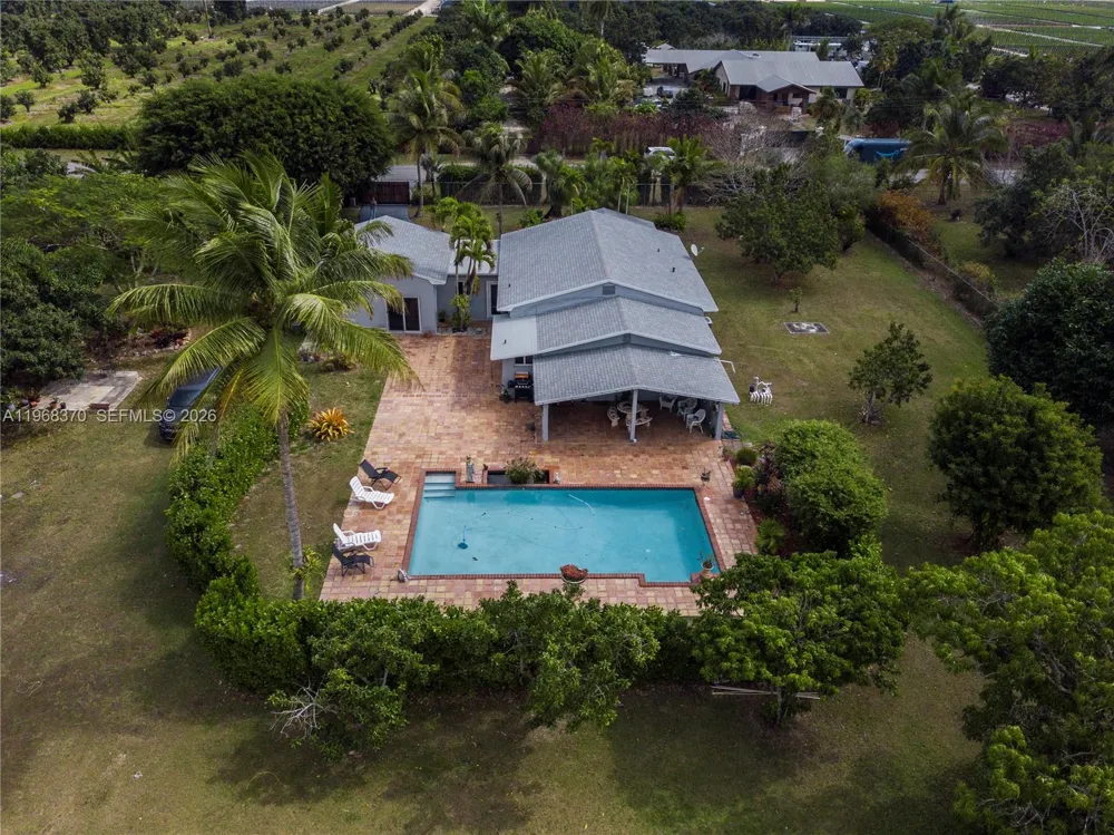 25900 SW 182nd Ave Homestead, FL 33031