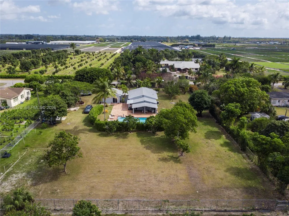 25900 SW 182nd Ave Homestead, FL 33031