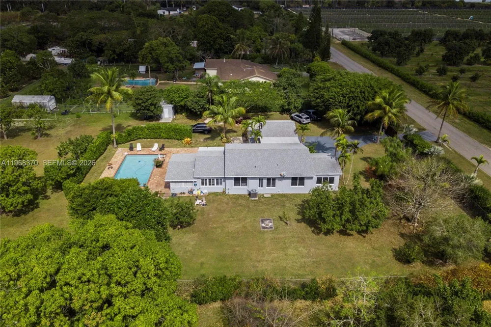 25900 SW 182nd Ave Homestead, FL 33031