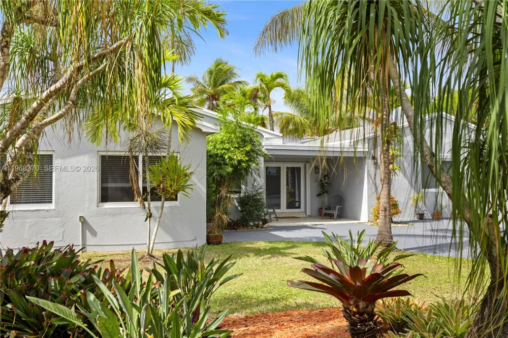 25900 SW 182nd Ave Homestead, FL 33031