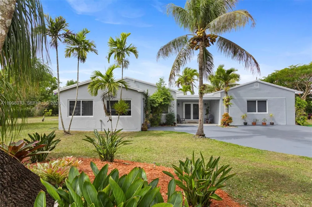 25900 SW 182nd Ave Homestead, FL 33031