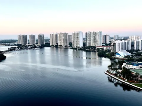 3530 Mystic Pointe Dr #2504