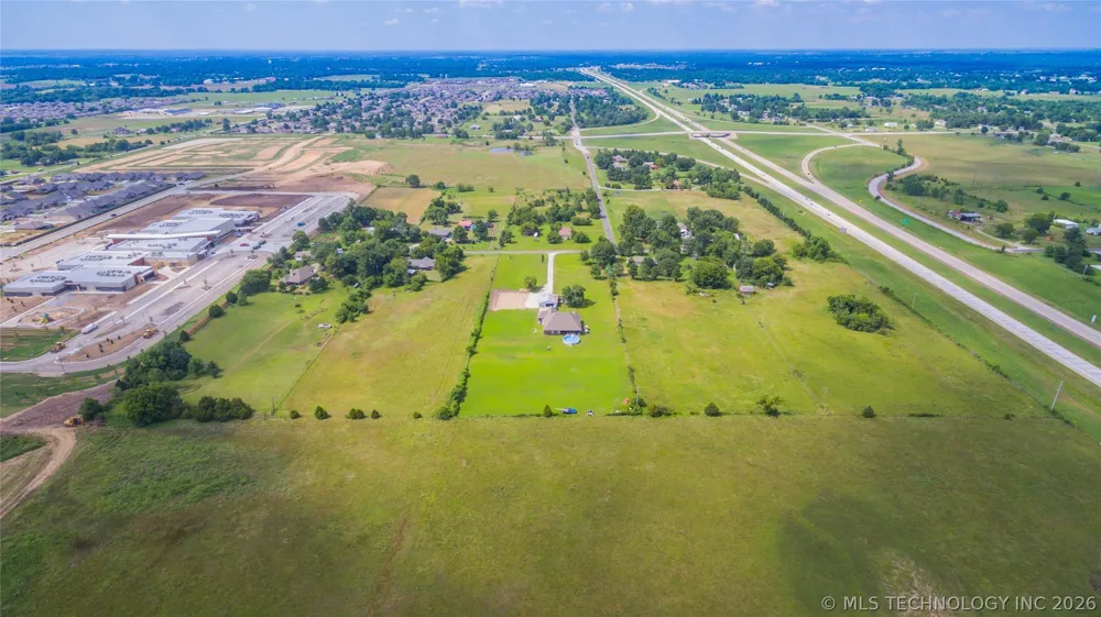 13316 E 122nd Street Collinsville, OK 74021
