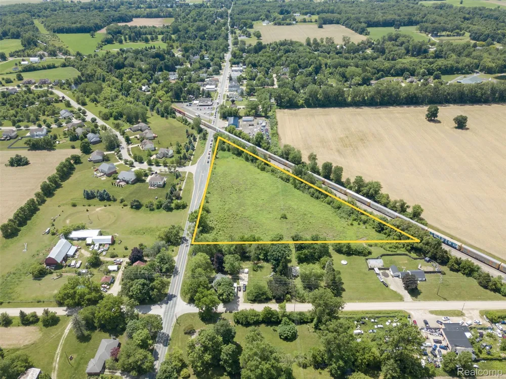 10467 Willis Road Augusta Charter Township, MI 48191