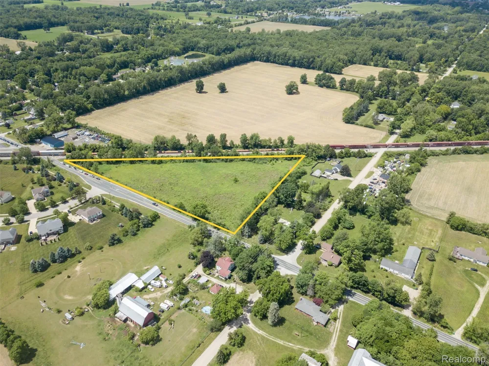 10467 Willis Road Augusta Charter Township, MI 48191