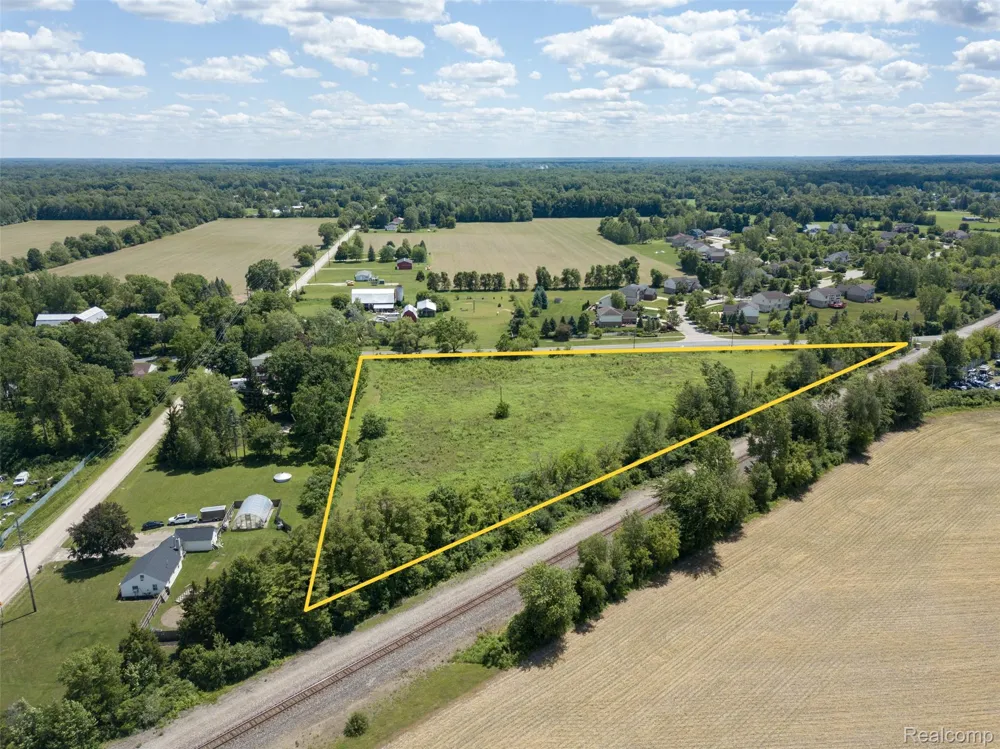 10467 Willis Road Augusta Charter Township, MI 48191