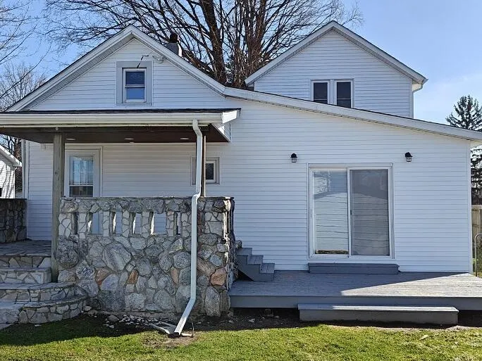 6627 E Berrien Street Eau Claire Village, MI 49111