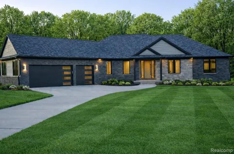 632 Kings Fairway Lane