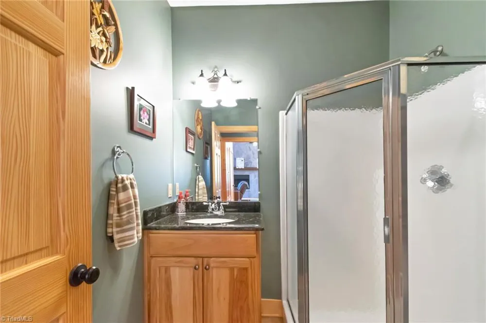 658 Green Point Lane Boomer, NC 28606