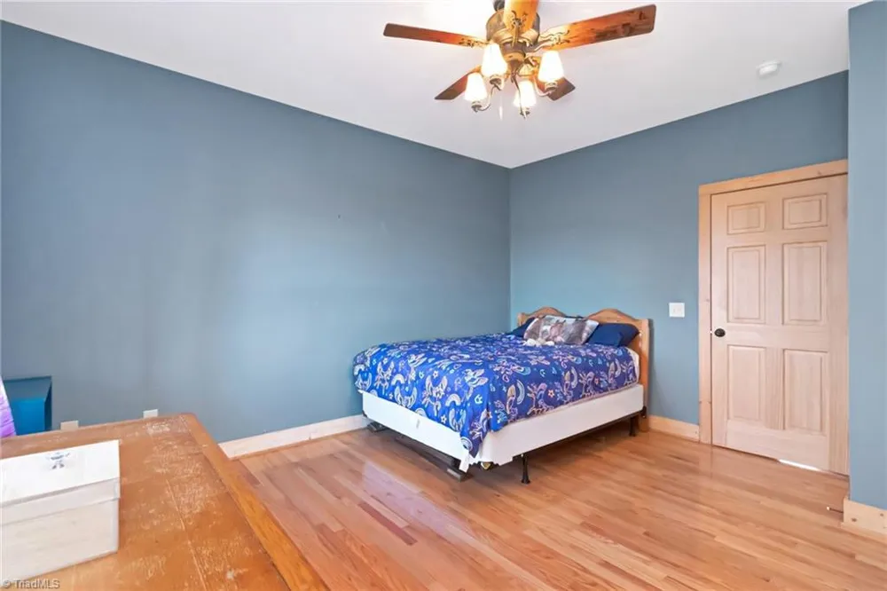 658 Green Point Lane Boomer, NC 28606