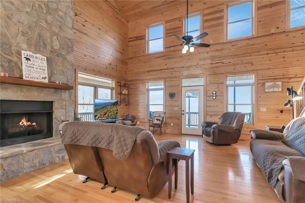 658 Green Point Lane Boomer, NC 28606