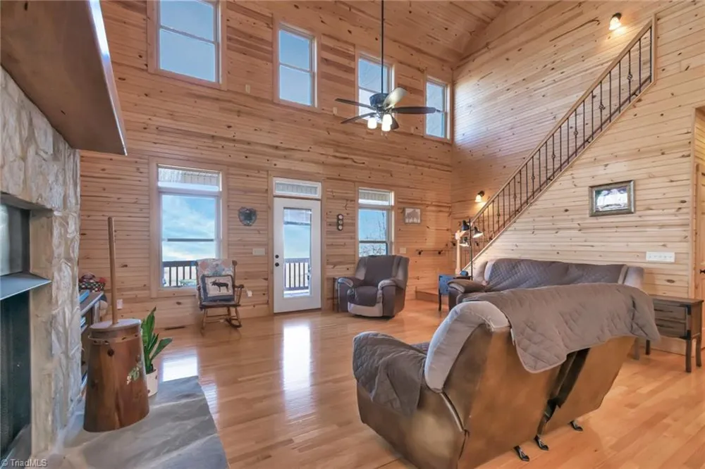 658 Green Point Lane Boomer, NC 28606
