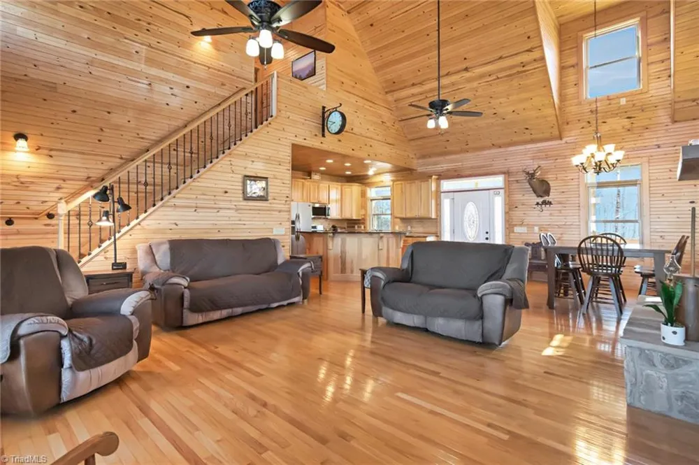 658 Green Point Lane Boomer, NC 28606